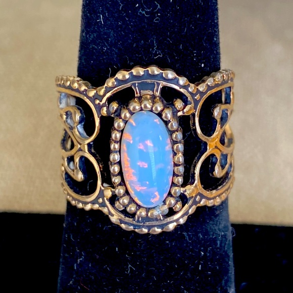 Vintage Sarah Coventry Opal Ring - Picture 1 of 7